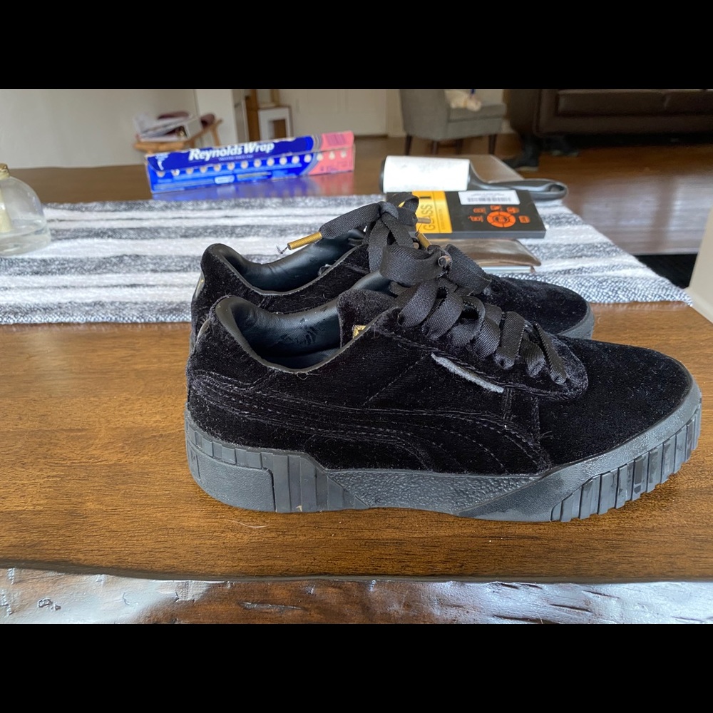 FENTY BY RIHANNA VELVET CREEPERS